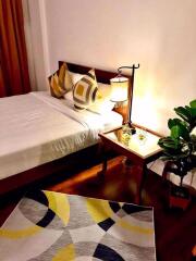 2 bed Condo in The 49 Plus 2 Khlong Tan Nuea Sub District C014123