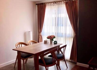 2 bed Condo in The 49 Plus 2 Khlong Tan Nuea Sub District C014123