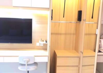 Studio bed Condo in Life One Wireless Lumphini Sub District C014122