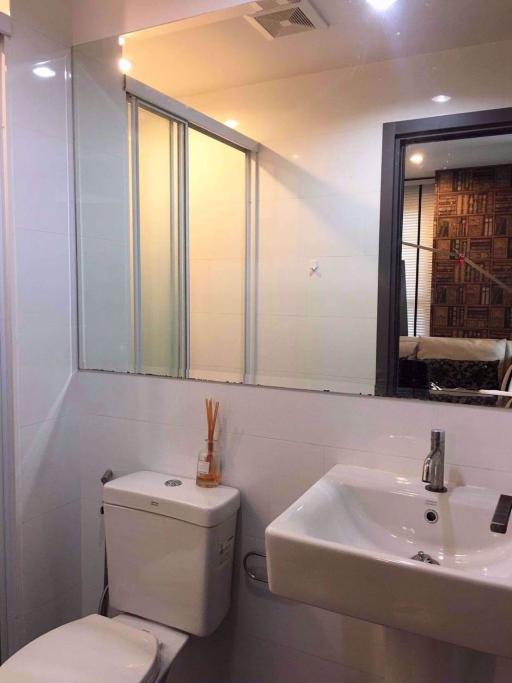 1 ห้องนอน, 1 ห้องน้ำ คอนโด ราคา ฿ 16,900/เดือน