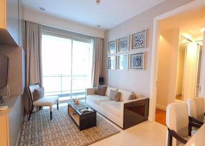 2 bed Condo in Q Langsuan Lumphini Sub District C014095