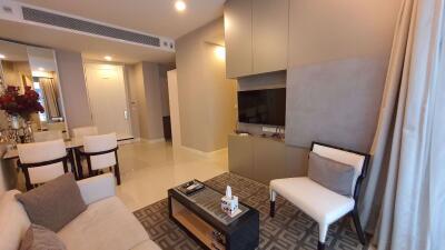 2 bed Condo in Q Langsuan Lumphini Sub District C014095