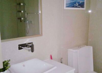 2 bed Condo in LIV@49 Khlong Tan Nuea Sub District C014086