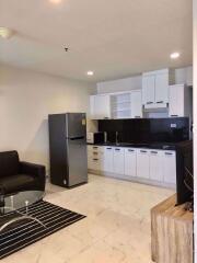 2 bed Condo in The Waterford Diamond Khlongtan Sub District C014080