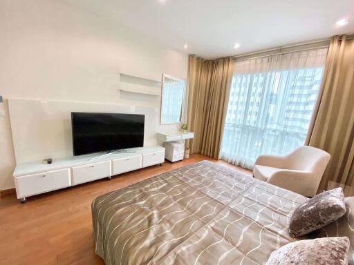 1 bed Condo in The Address Chidlom Lumphini Sub District C014056