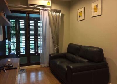 1 bed Condo in Condolette Dwell Sukhumvit 26 Khlongtan Sub District C014044