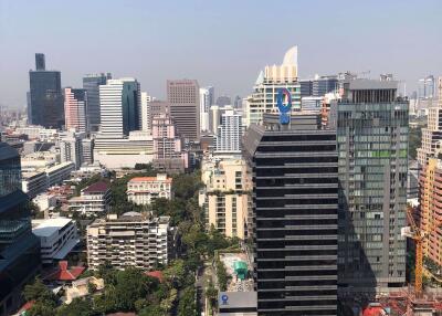 2 bed Condo in Sathorn Gardens Thungmahamek Sub District C014041