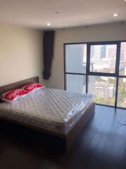 2 bed Condo in Sathorn Gardens Thungmahamek Sub District C014041