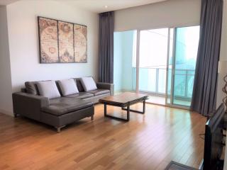 3 bed Condo in Millennium Residence Khlongtoei Sub District C014030