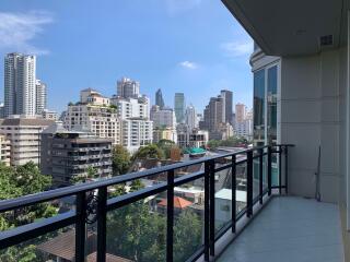 2 bed Condo in Royce Private Residences Khlong Toei Nuea Sub District C014018