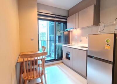 1 bed Condo in LIFE Asoke - Rama 9 Makkasan Sub District C013977