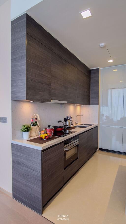 2 bed Condo in The ESSE Asoke Khlong Toei Nuea Sub District C013951