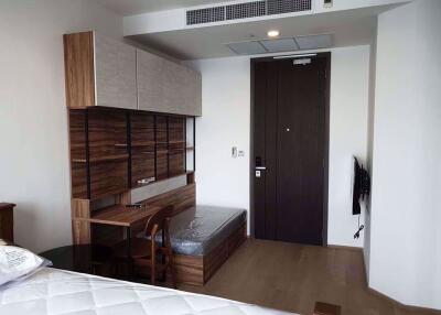 Studio bed Condo in Ashton Chula - Silom Mahaphruettharam Sub District C013950