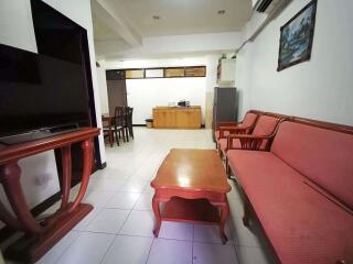 2 bed Condo in Ruenrudee Condominium Khlong Toei Nuea Sub District C013939