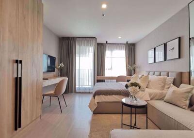 Studio bed Condo in Life Ladprao Chomphon Sub District C013928