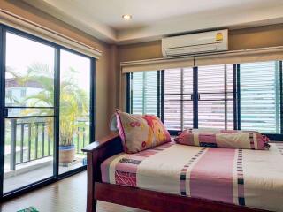 5 bed House Nongbon Sub District H013924