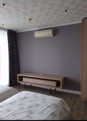 3 bed Condo in The Issara Ladprao Chomphon Sub District C013913