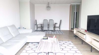 3 bed Condo in The Issara Ladprao Chomphon Sub District C013913