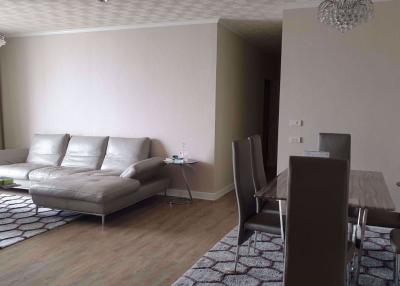 3 bed Condo in The Issara Ladprao Chomphon Sub District C013913