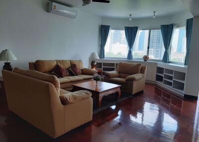 3 bed Condo in Kanta Mansion Khlongtan Sub District C013909