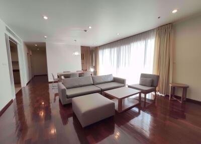 3 bed Condo in 31 Residence Khlong Tan Nuea Sub District C013867