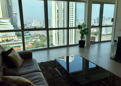 3 bed Condo in The River Khlong Ton Sai Sub District C013811