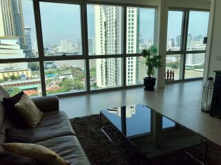 3 bed Condo in The River Khlong Ton Sai Sub District C013811