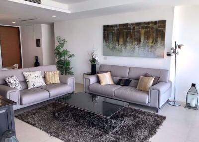 3 bed Condo in The River Khlong Ton Sai Sub District C013811