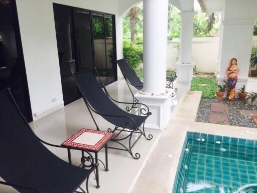 Prime Pool Villa House for Sale in Na Jomtien