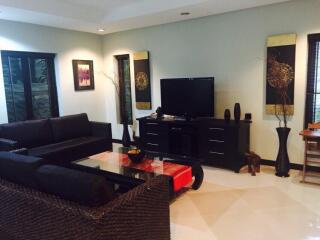 Prime Pool Villa House for Sale in Na Jomtien