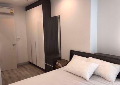 1 bed Condo in Centric Sathorn - Saint Louis Yan Nawa Sub District C013717