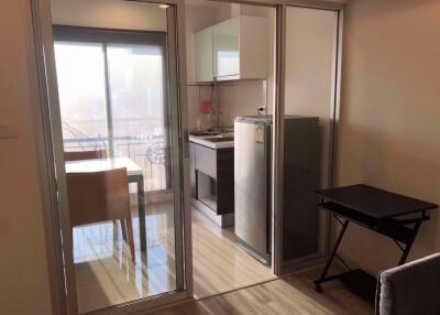 1 bed Condo in Centric Sathorn - Saint Louis Yan Nawa Sub District C013717