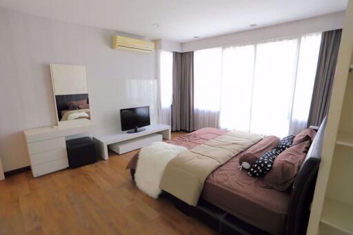 2 bed Condo in The Muse Bangchak Sub District C013695