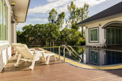 1 Storey Pool House for Sale in East Pattaya