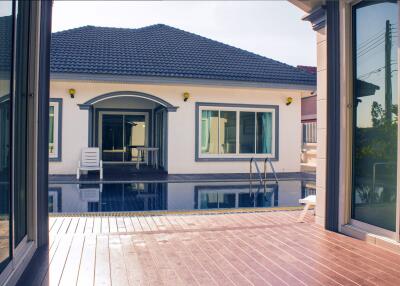 1 Storey Pool House for Sale in East Pattaya