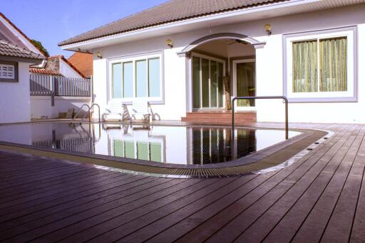 1 Storey Pool House for Sale in East Pattaya