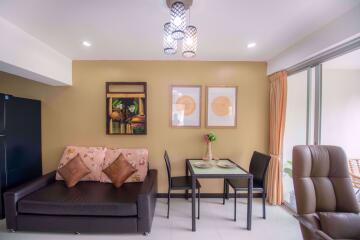 2 bed Condo in Baan Sabai Rama 4 Thungmahamek Sub District C013683