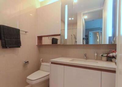 2 bed Condo in Q Langsuan Lumphini Sub District C013667