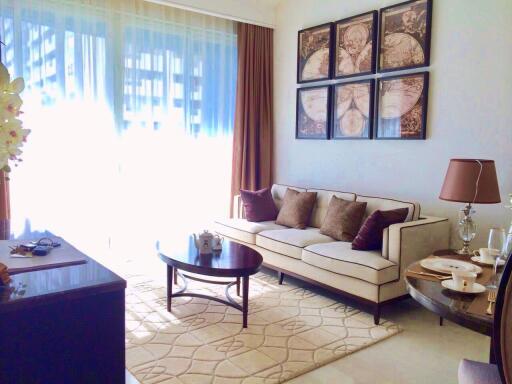 2 bed Condo in Q Langsuan Lumphini Sub District C013666