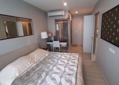 2 bed Condo in Life Ratchadapisek Huai Khwang Sub District C013655