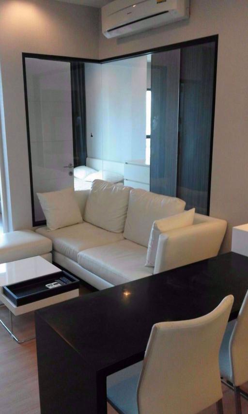 1 bed Condo in Urbano Absolute Sathon-Taksin Khlong Ton Sai Sub District C013648