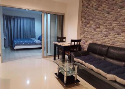 1 bed Condo in Aspire Rama 9 Bangkapi Sub District C013646