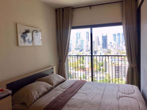 1 bed Condo in Noble Remix Khlongtan Sub District C013618