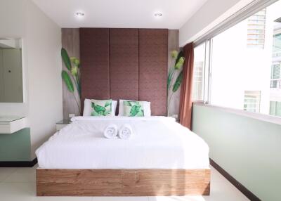 2 bed Condo in Baan Sabai Rama 4 Thungmahamek Sub District C013613