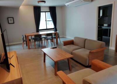 3 bed Condo in Lily House Khlong Toei Nuea Sub District C013582