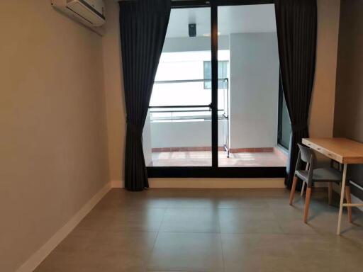 3 bed Condo in Lily House Khlong Toei Nuea Sub District C013582