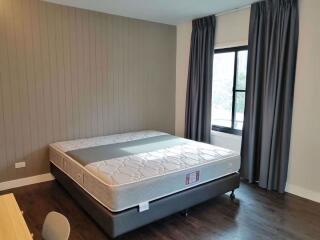 3 bed Condo in Lily House Khlong Toei Nuea Sub District C013582