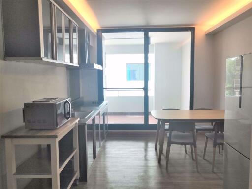2 bed Condo in Lily House Khlong Toei Nuea Sub District C013550
