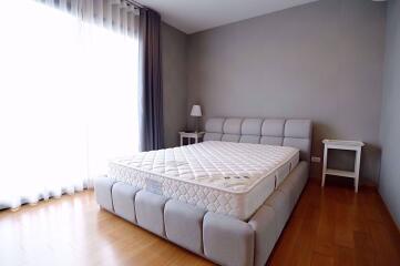 2 bed Condo in The Vertical Aree Samsennai Sub District C013545