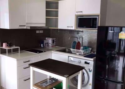 1 bed Condo in Noble Reveal Khlong Tan Nuea Sub District C013542